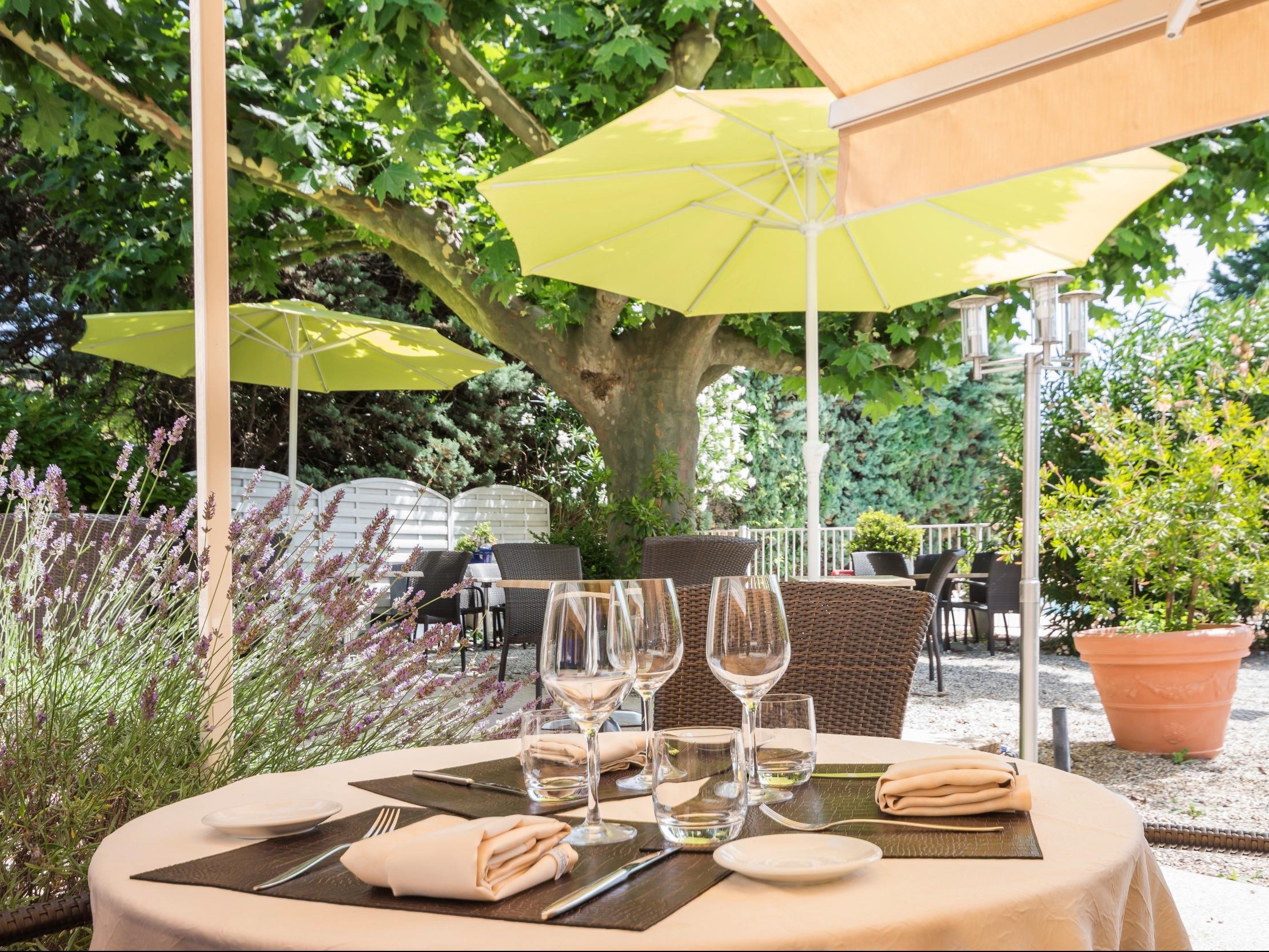 Logis Le Printemps Hotel Restaurant - Montélimar エクステリア 写真