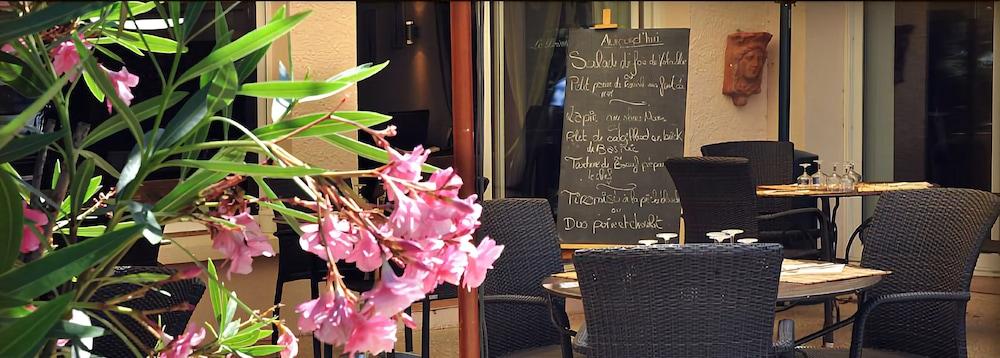 Logis Le Printemps Hotel Restaurant - Montélimar エクステリア 写真